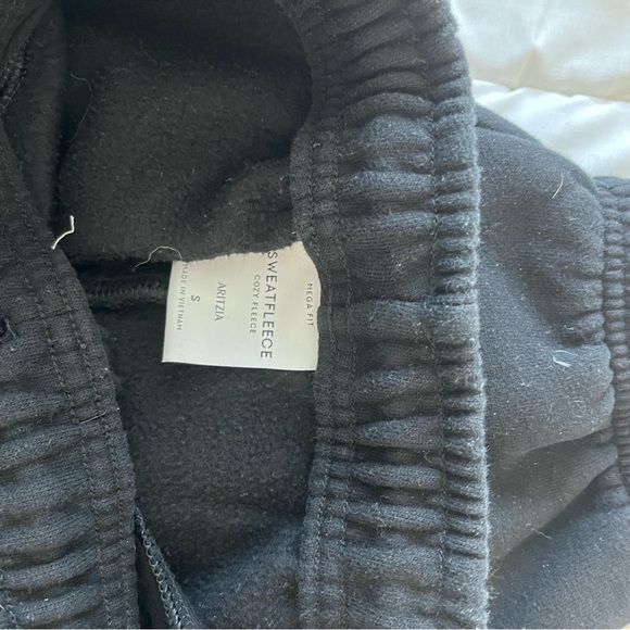 Aritzia Black Sweatfleece Sweatpants - Picture 2 of 5